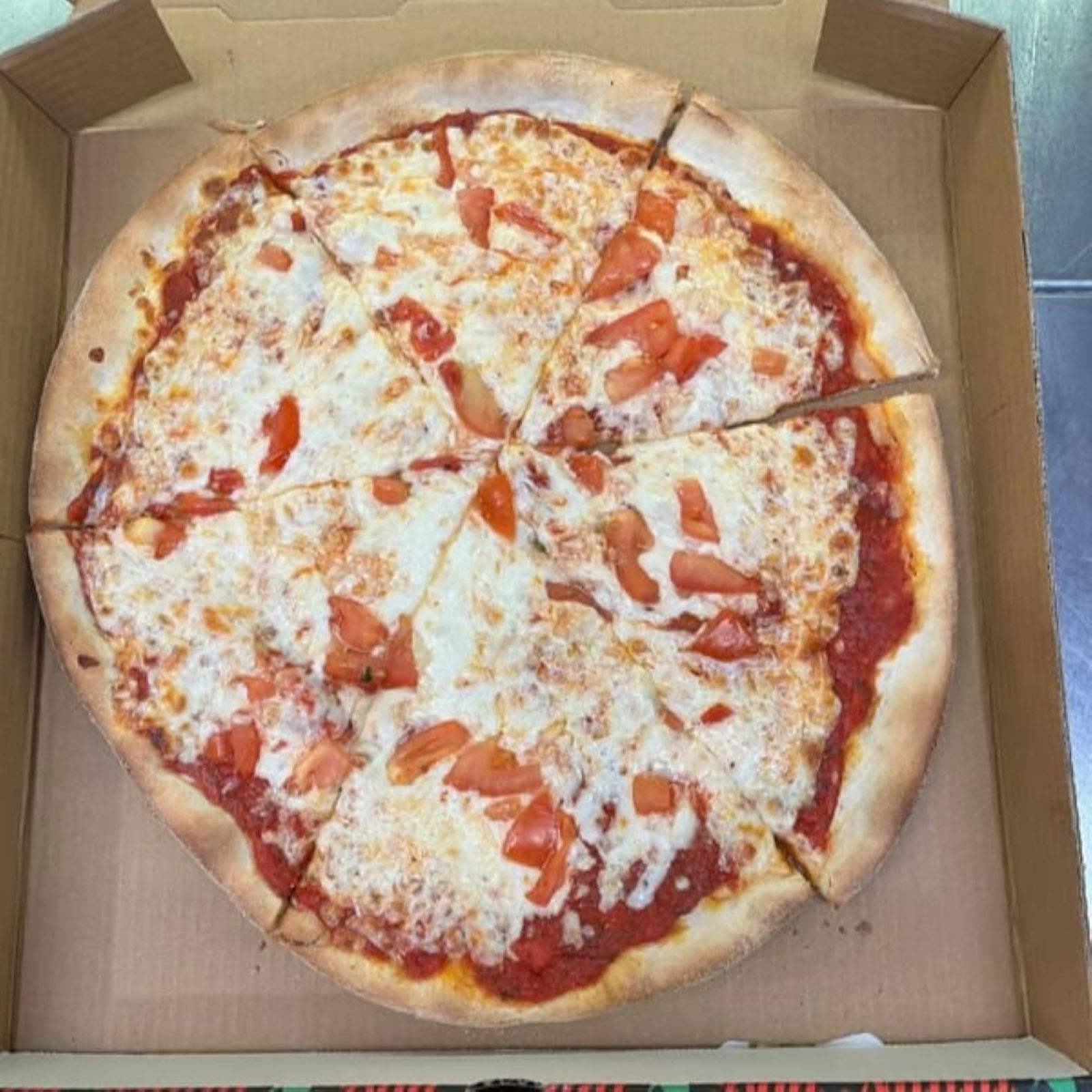 Cheese Pizza at Joe&rsquo;s Pizza Italian Cuisine & Bar, Fort Worth