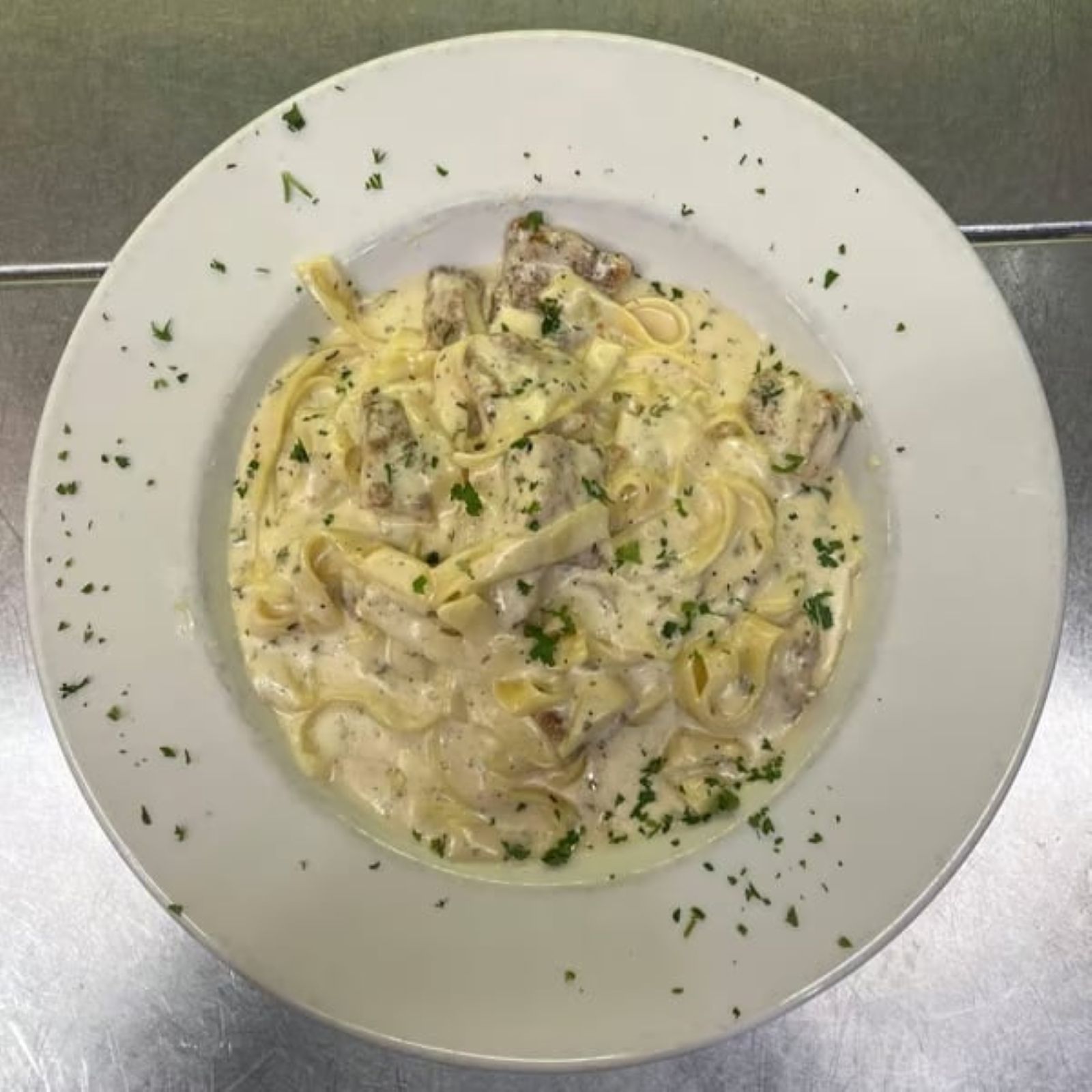 Fettuccine Alfredo