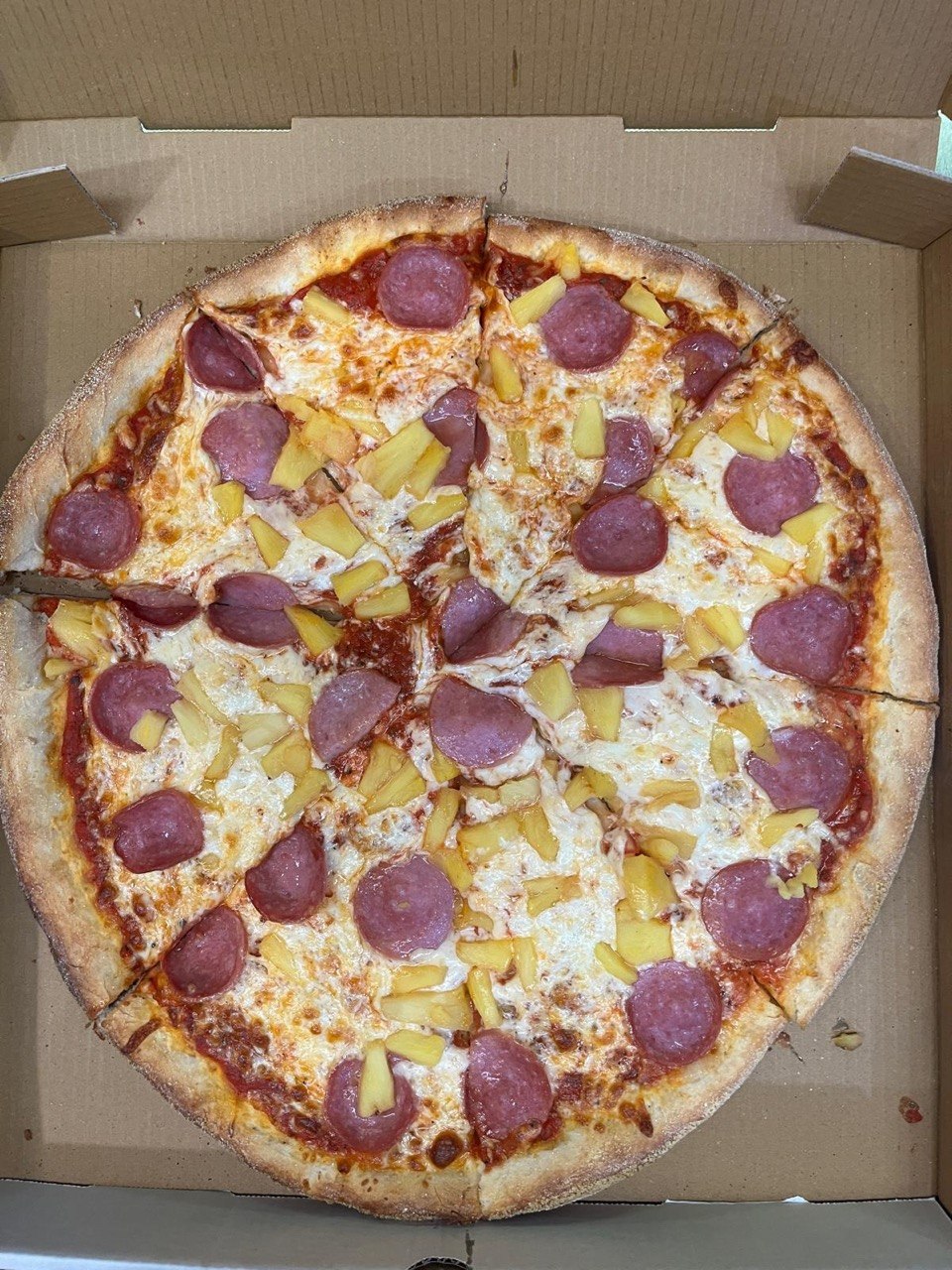 Hawaiian Pizza